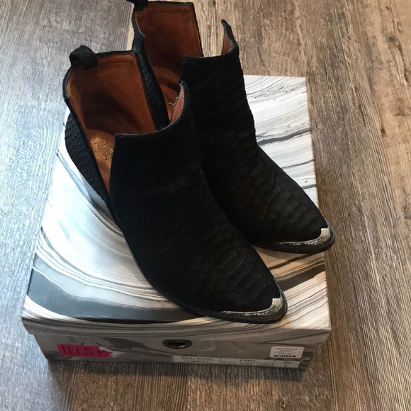 Free People hunt the plains boots - Picture 6 of 8